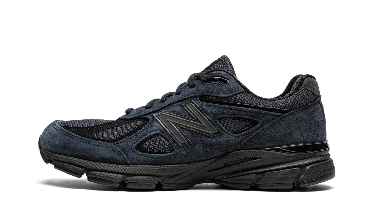 990v4 "JJJJound"