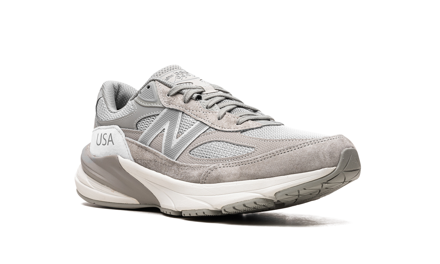 990v6 "WTAPS - Grey"