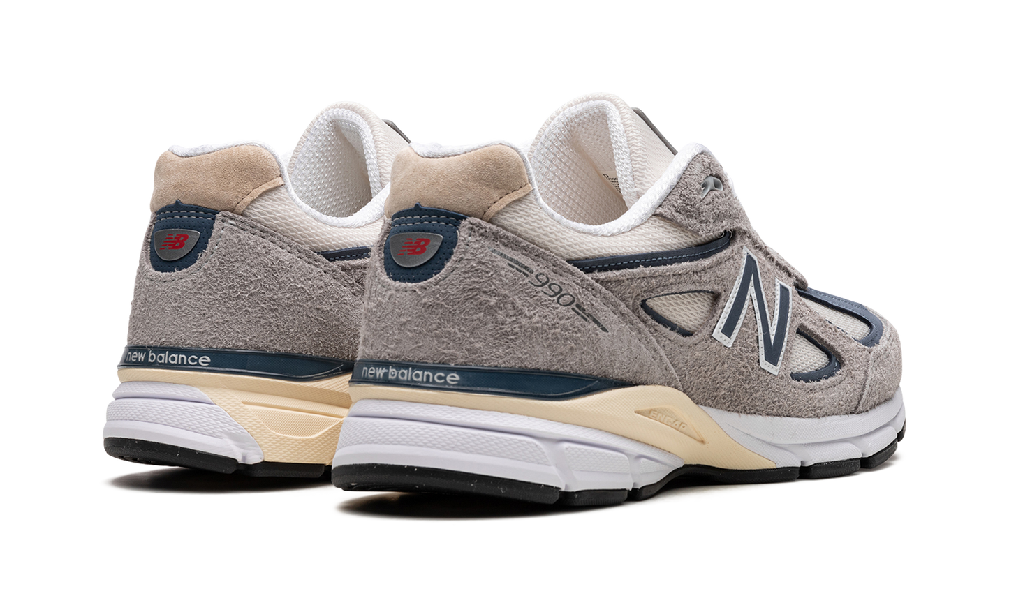 990v4 "Made in USA - Grey/Navy"