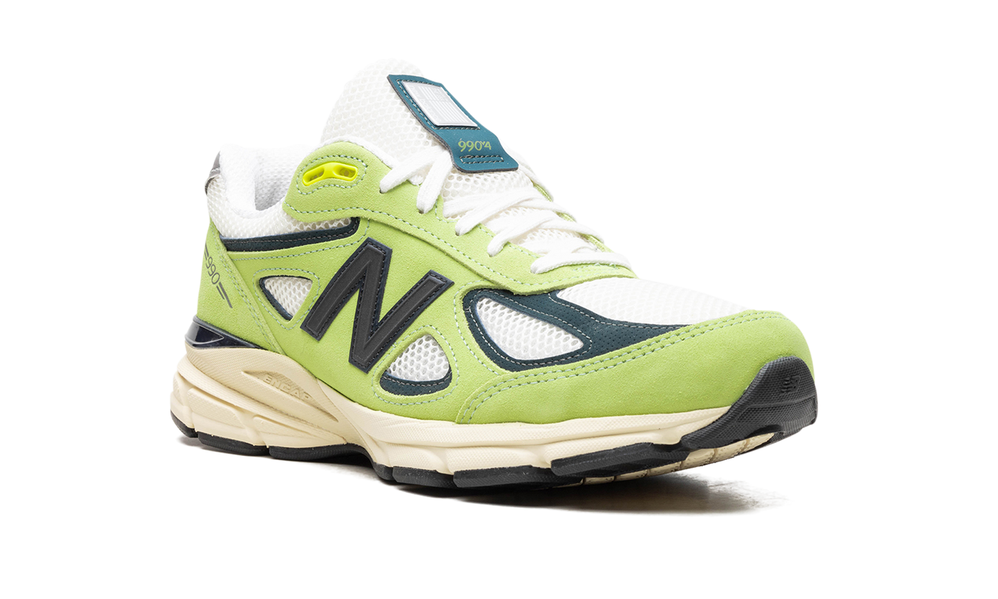 990V4 "Teddy Santis"
