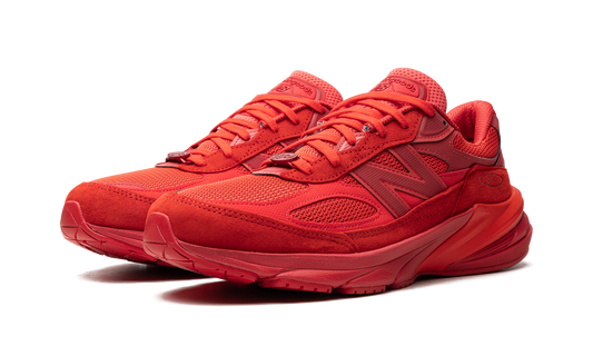 990v6 "Joe Freshgoods - Paris Red"