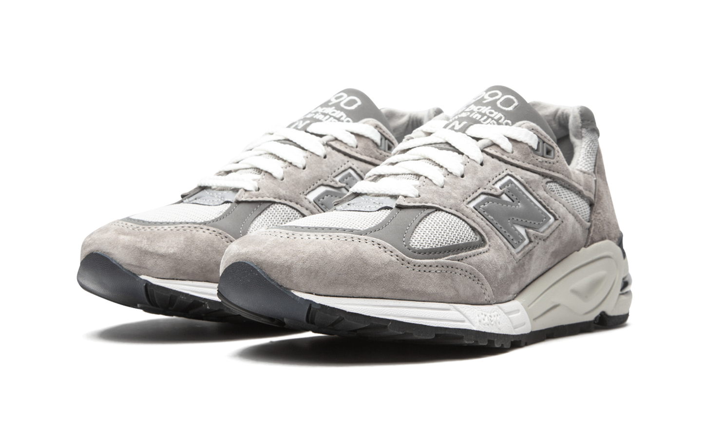 M990GR2 "Grey"