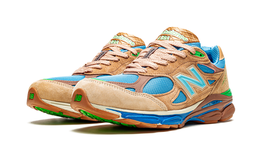 990v3 "Joe Freshgoods - Outside Clothes"