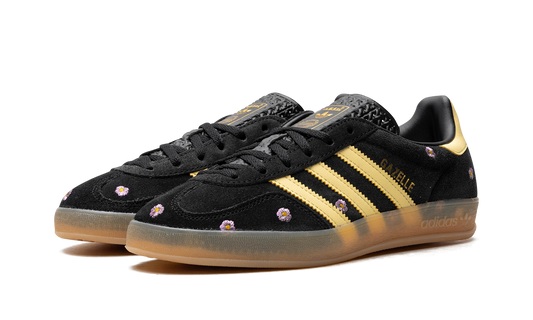 Gazelle Indoor WMNS "Core Black Almost Yellow Floral"