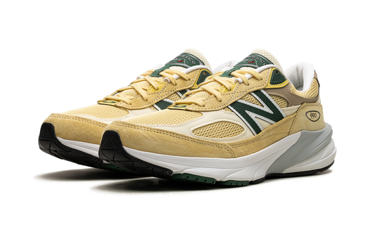 990 "Pale Yellow/Forest Green"