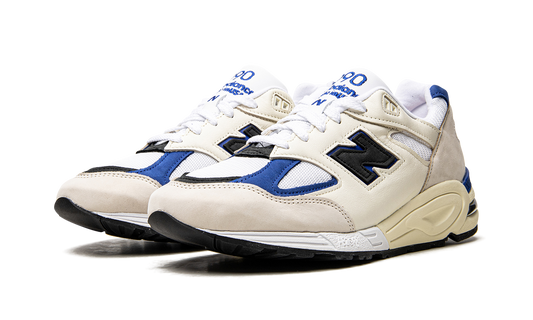 990v2 "Made In USA White/Blue"