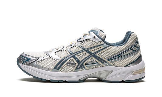 Gel-1130 "Cream / Ironclad"