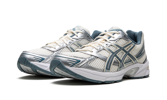 Gel-1130 "Cream / Ironclad"