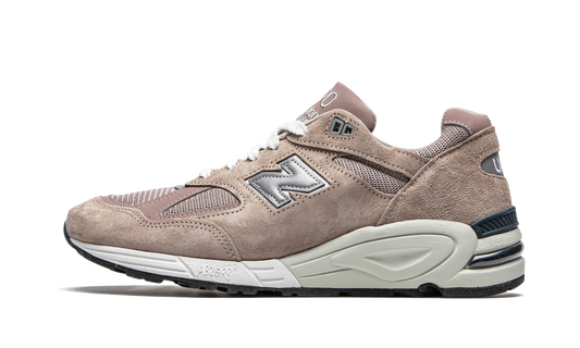 990v2 "Kith - Dusty Rose"
