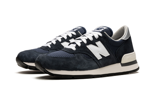 990 v1 "Navy / White"
