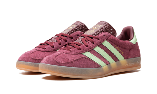 Gazelle Indoor "Shadow Red Semi Spark Green"
