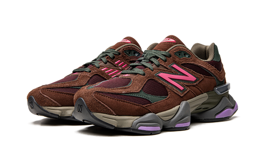 9060 "Rich Oak / Burgundy"