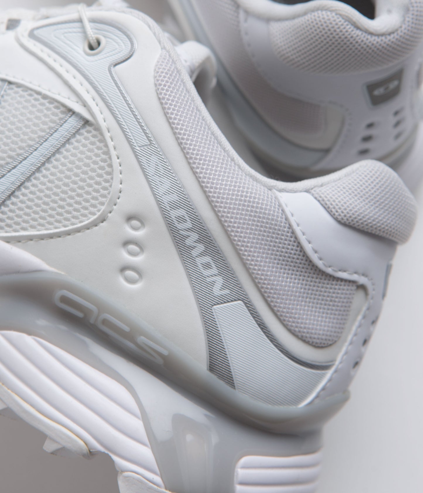 Salomon XT-Whisper Shoes - White / Lunar Rock / Silver