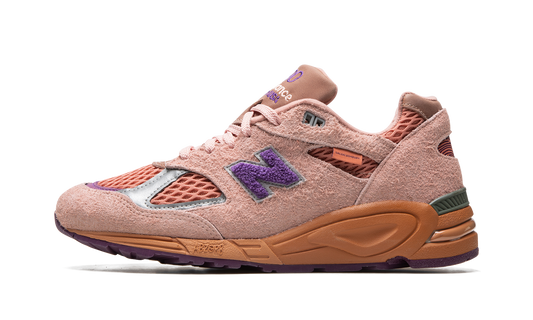990 V2 "Salehe Bembury - Sand Be The Time"