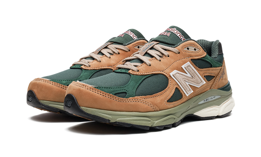 990v3 "Made in USA - Tan / Green"