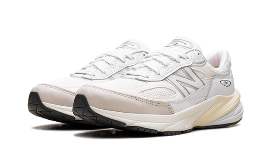 990v6 "Made in USA - White Sea Salt"
