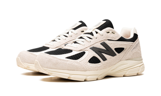 990v4 "Joe Freshgoods - White"